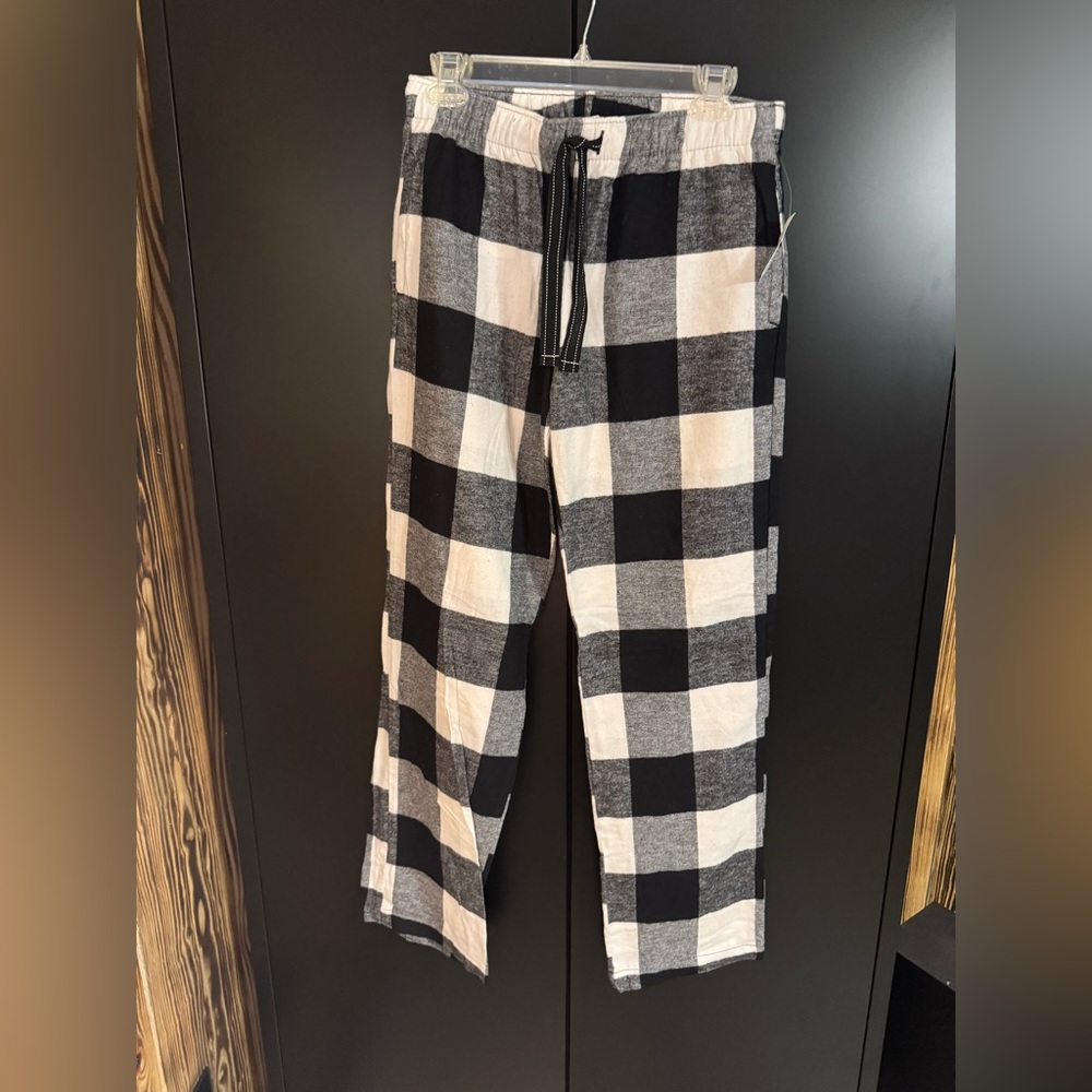Black and White Checkered Women’s pj pants
